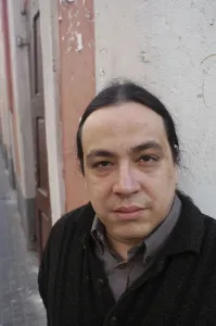 MENDEZ GUEDEZJuan Carlos (1967). Writer. 2004. Oscar Elias/AISA/Everett Collection (184271)**US SALES ONLY**