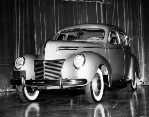 Automobile Prints: Mercury, 1938. Courtesy: CSU Archives/Everett Collection