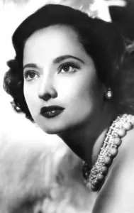 Necklace Prints: Merle Oberon, 1955