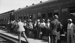 Mexicans Prints: Mexican agricultural laborers arriving in Stockton