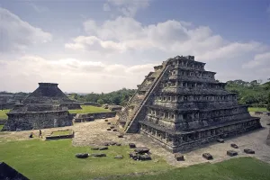 El Tajin Prints: MEXICO. VERACRUZ. El Tajn. The Nichos Pyramid