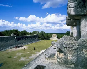 MEXICO. YUCATN. Chichn Itz. Ball Court from the Jaguar Temple. Maya art. Architecture. AISA/Everett Collection**US SALES ONLY**