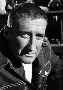 Mickey Prints: MICKEY SPILLANE, 1974 CSU Archives/Everett Collection
