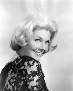 Images Dated 13th March 2006: MIDNIGHT LACE, Doris Day, 1960