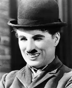 Images Dated 3rd February 2020: MODERN TIMES, Charlie Chaplin, 1936