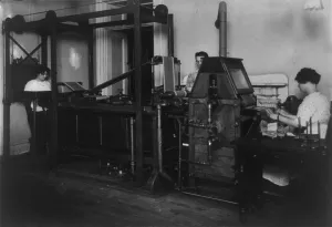 Subst Size Prints: Money washing machine at the Treasury Department, photograph 1912