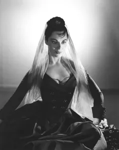MOONFLEET, Viveca Lindfors, 1955