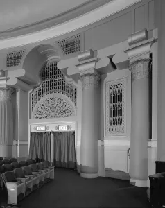 Images Dated 5th December 2007: Movie Theaters, The Egyptian Theater