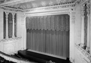 Images Dated 17th December 2007: Movie Theaters, Missouri Theater Building