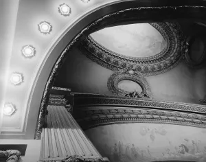 Images Dated 17th December 2007: Movie Theaters, Spreckels Building and Theater