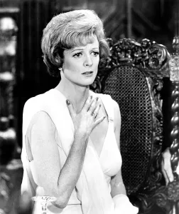 Movpor11 Prints: MURDER BY DEATH, Maggie Smith, 1976. Columbia/courtesy Everett Collection