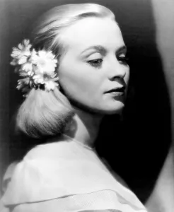 Images Dated 4th December 2012: MUSIK I MORKER, (aka MUSIC IN DARKNESS, aka NIGHT IS MY FUTURE), Mai Zetterling, 1948