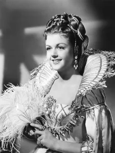 Images Dated 13th December 2013: THE THREE MUSKETEERS, Angela Lansbury, 1948