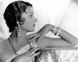 Posing Prints: MYRNA LOY, Fox, 1931