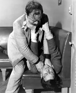 Strangle Prints: THE NARROW MARGIN, David Clarke, Charles McGraw, 1952