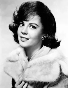 Natalie Prints: Natalie Wood, ca. 1960