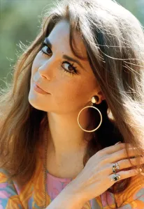 Natalie Prints: Natalie Wood, ca. 1970