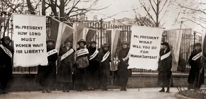 Social Movements Prints: National Women's Party demonstration by college women in front of the White House in 1918