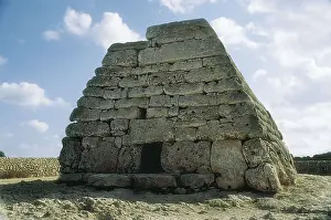 Balearic Prints: Naveta d'es Tudons. 2000 -1500 BC