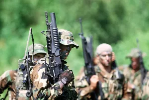 Commandos Prints: US Navy SEALs in warfare training