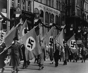 Austria Prints: Nazis parade in Vienna, Austria