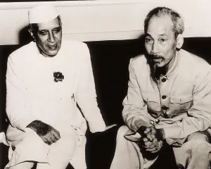 NEHRU, Jawaharlal (1889-1964); Ho Chi Minh (1890-1969)