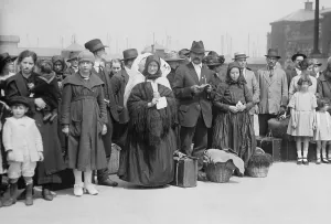 Ellis Island Prints: Newly arrived European immigrants at Ellis Island in 1921-21