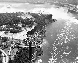 Niagara Falls Prints: Niagara Falls, in the summer, circa