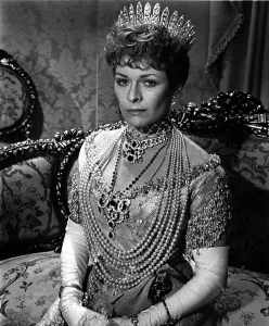 Evening Gloves Prints: NICHOLAS AND ALEXANDRA, Janet Suzman, 1971