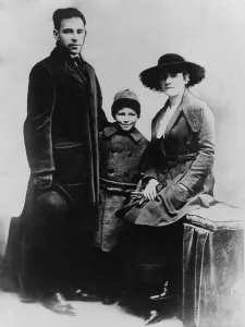 Murder Convictions Prints: Nicola Sacco (1891-1927), with wife and son