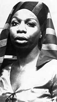 Simone Prints: NINA SIMONE, 1978. Courtesy: CSU Archives / Everett Collection