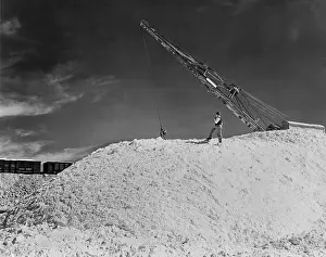 Worker Prints: Nitrate mounds at Pedro de Valdivia