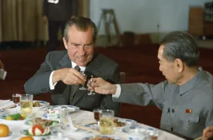Alliances Prints: Nixon in China. President Richard Nixon and Chinese Premier Zhou Enlai toast at a Banquet