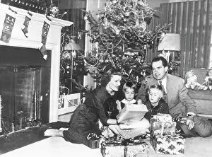 Holiday Prints: The Nixon family on Christmas Eve: Pat Nixon