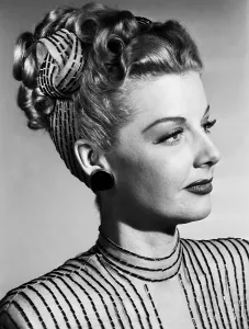Images Dated 5th March 2014: NORA PRENTISS, Ann Sheridan coiffure test, 1947