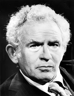 Writer Prints: Norman Mailer, 1977. Courtesy: CSU Archives / Everett Collection