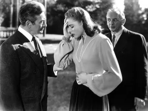 Images Dated 16th August 2007: NOTORIOUS, from left: Claude Rains, Ingrid Bergman, Reinhold Schunzel, 1946