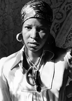 Author Prints: Ntozake Shange, ca. 1977.. Courtesy: CSU Archives / Everett Collection