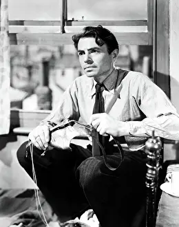 Jsx 44 Prints: ODD MAN OUT, James Mason, 1947