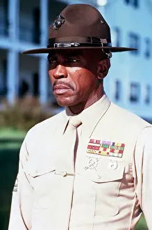 1980s Movies Prints: AN OFFICER AND A GENTLEMAN, Louis Gossett Jr. 1982. Paramount/Courtesy Everett Collection