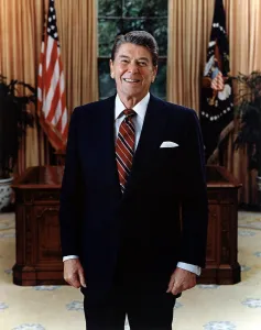 Conservatives Prints: Official Portrait of President Reagan in the Oval Office