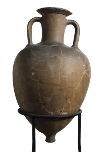Oil amphora. Greek art. Ceramics. SPAIN. Barcelona. Archaeology Museum of Catalonia. Proc: SPAIN. L'Escala. Empries. AISA/Everett Collection**US SALES ONLY**