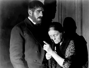 THE OLD DARK HOUSE, from left, Boris Karloff, Eva Moore, 1932
