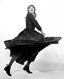 Twirling Prints: OLIVER!, Shani Wallis, 1968
