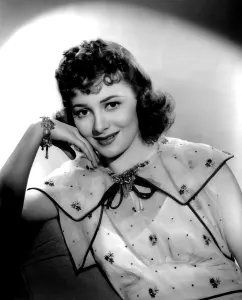 Womens Fashion Prints: OLIVIA DE HAVILLAND, Warner Brothers, 1938
