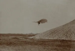 Technology Prints: Otto Lilienthal gliding in 1895