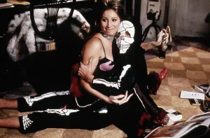 Images Dated 16th August 2006: THE OWL AND THE PUSSYCAT, Barbra Streisand, George Segal, 1970