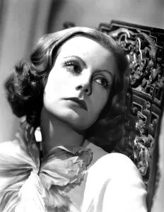 Images Dated 15th December 2015: THE PAINTED VEIL, Greta Garbo, 1934