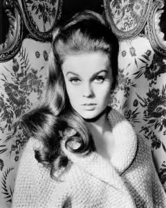 Images Dated 20th December 2013: MADE IN PARIS, Ann-Margret, 1966