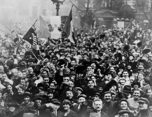 Images Dated 18th May 2007: Paris celebrates the end of World War I